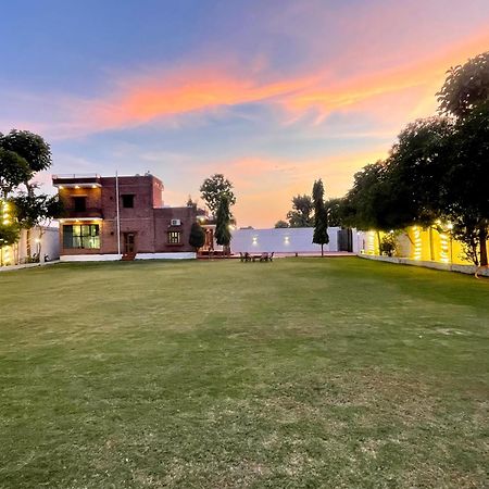 Poonam Palace Near By Airport ジョードプル エクステリア 写真