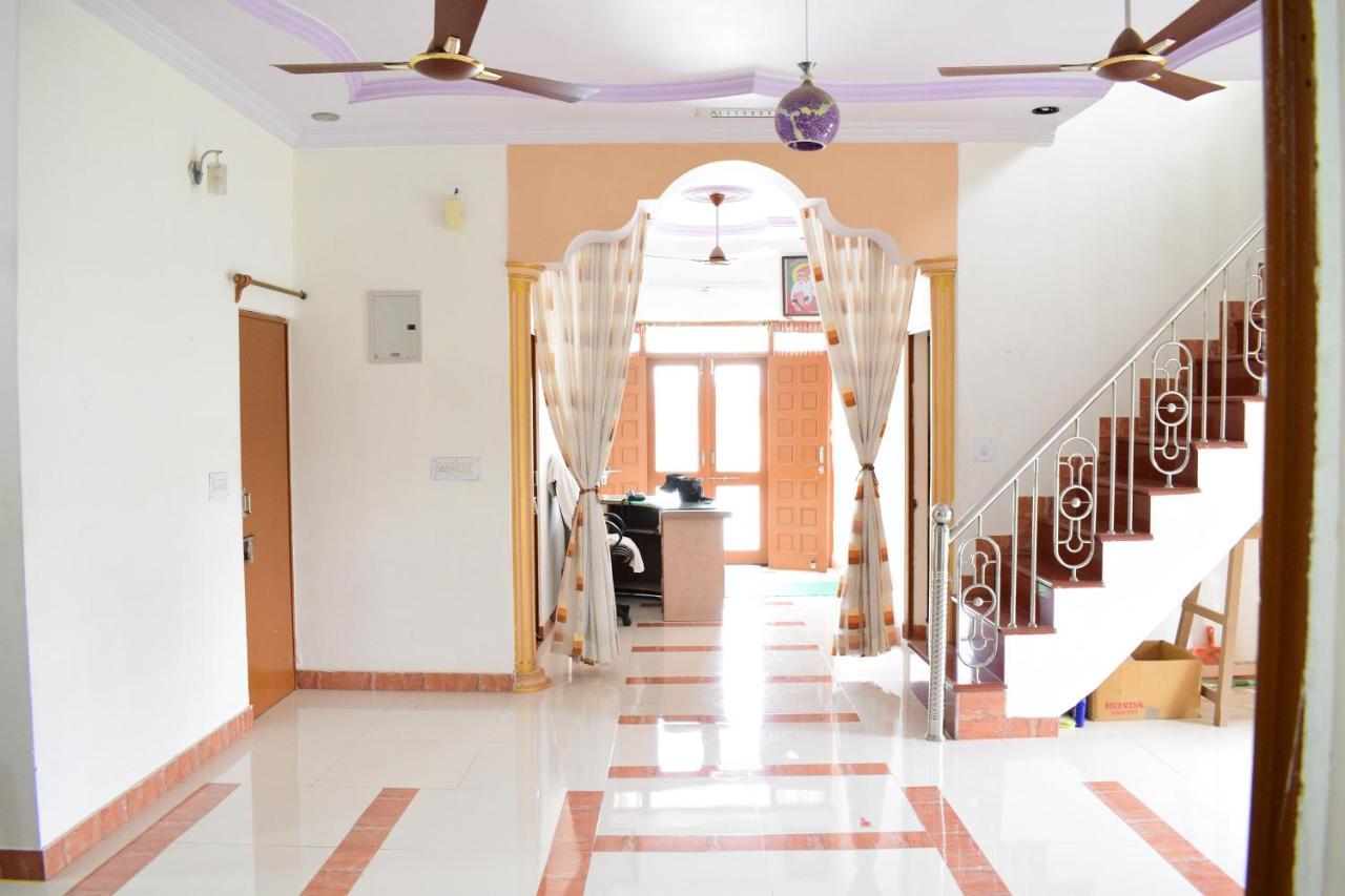 Poonam Palace Near By Airport ジョードプル エクステリア 写真